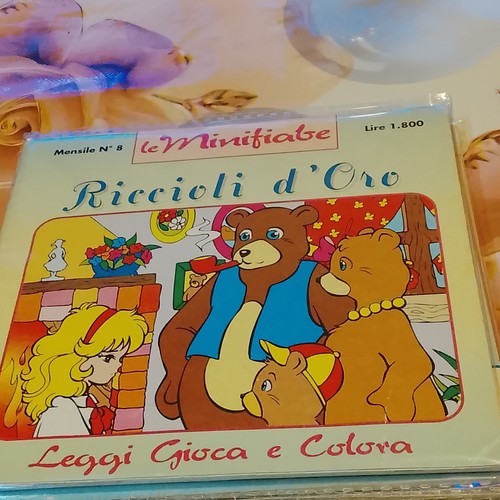 Minifiabe mensile 8 - le,